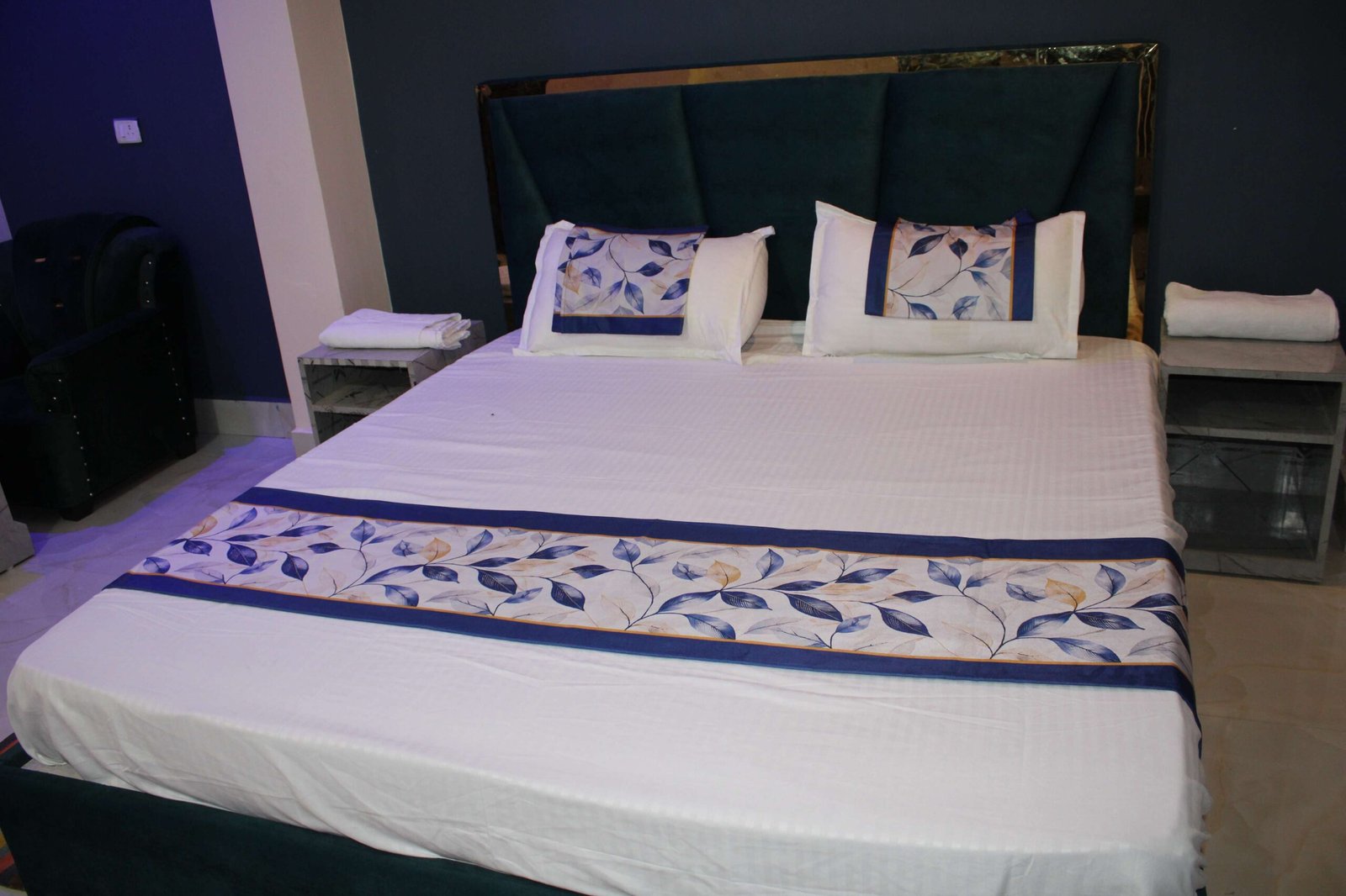 Hotel Eden Inn Room 07